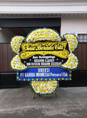 Papan Bunga Duka di Curugluhur