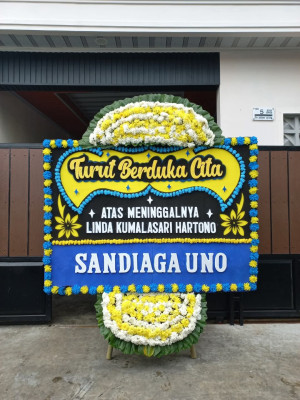 Papan Bunga Duka di Curugluhur